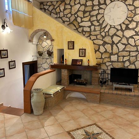 Residenza Antico Borgo Del Pozzo Aparthotel Трамонти Екстериор снимка