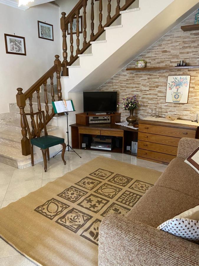 Residenza Antico Borgo Del Pozzo Aparthotel Трамонти Екстериор снимка