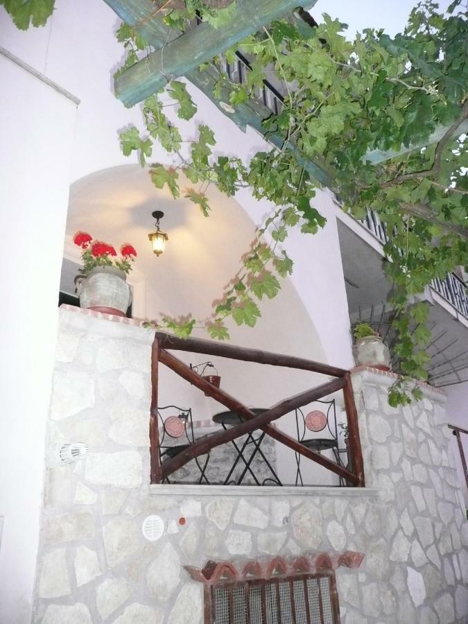 Residenza Antico Borgo Del Pozzo Aparthotel Трамонти Екстериор снимка